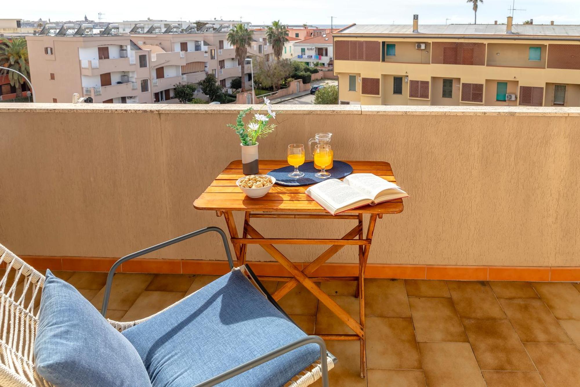 A Glance At The Sea Apartment Alghero Exterior photo